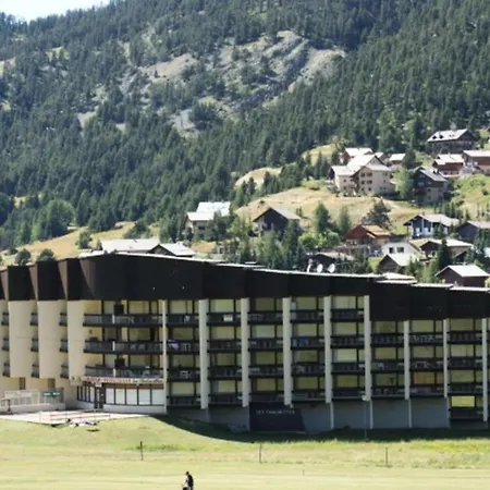 Apartment Chalmettes - 4 Personnes - Skis Aux Pieds Mae-8554 Montgenevre